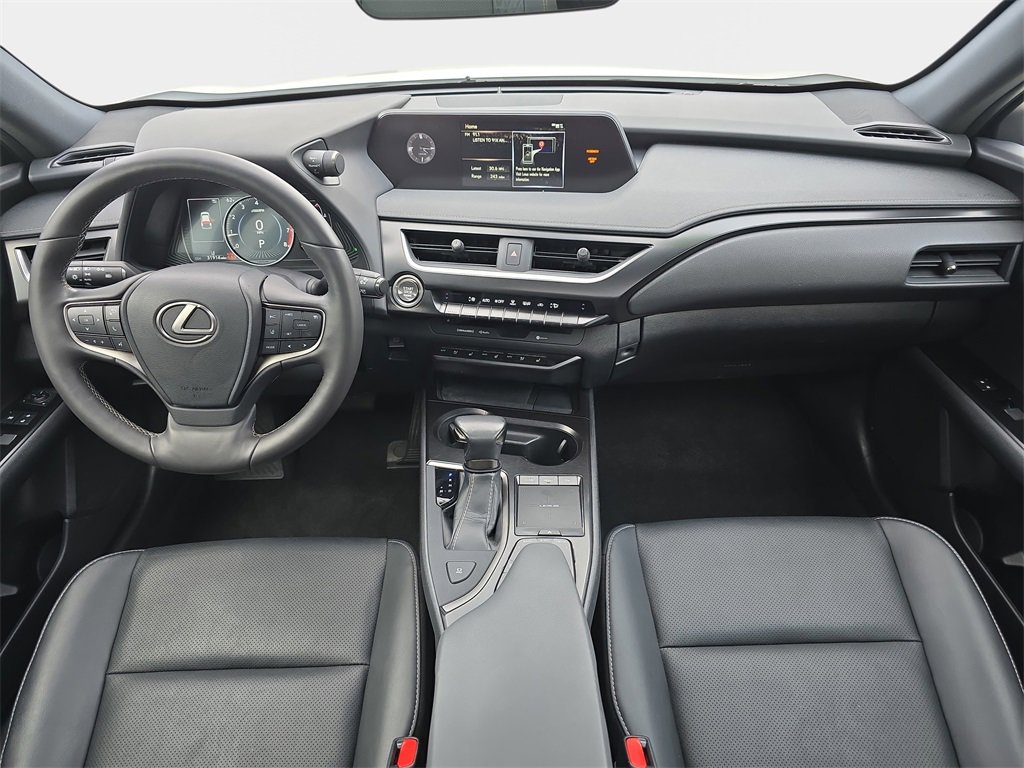 Used 2020 Lexus UX 200 w/ Premium Package image 10