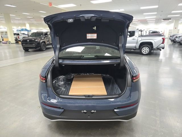 New 2026 Toyota Crown Platinum image 14