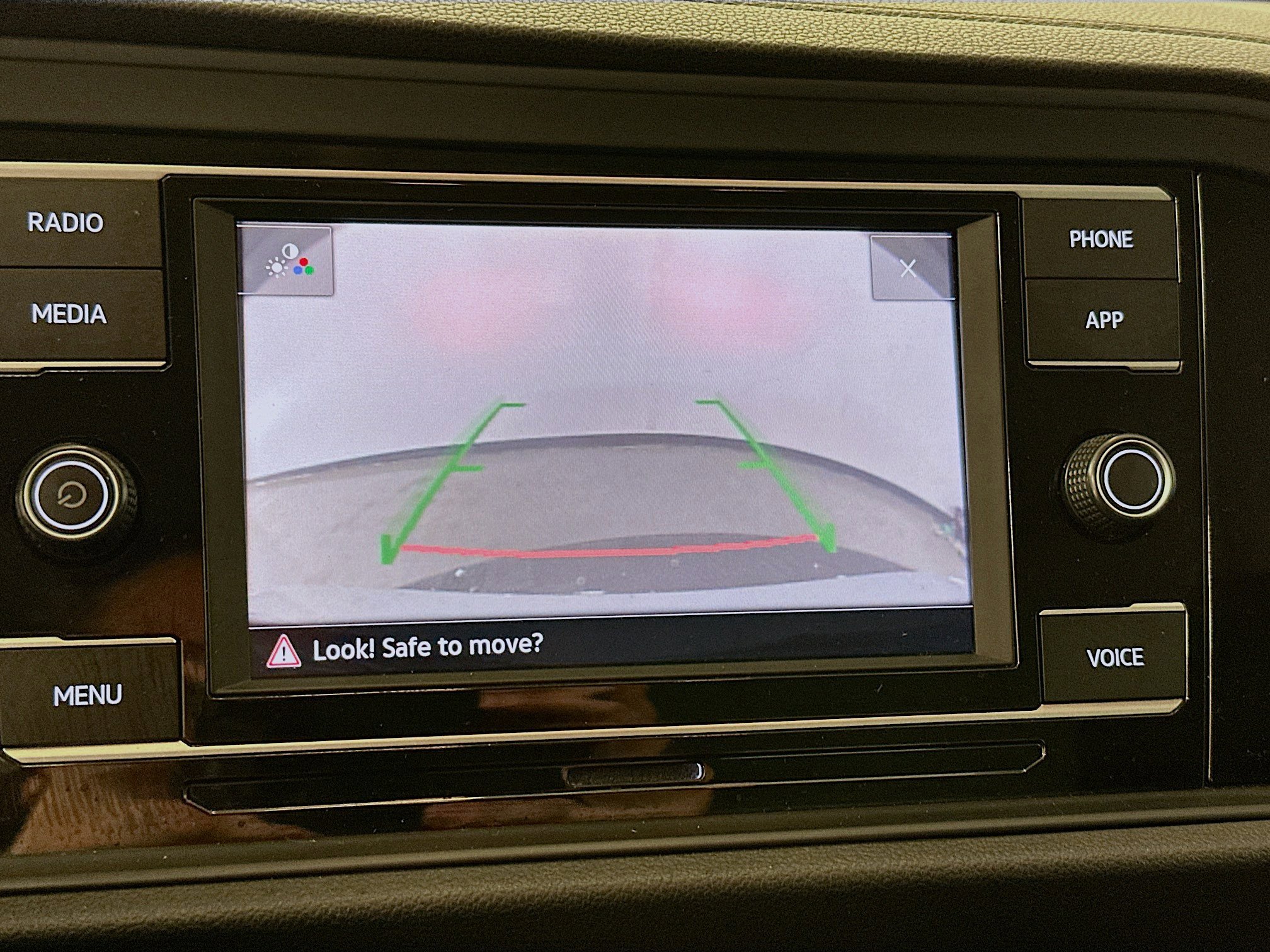 Used 2024 Volkswagen Jetta SE image 22