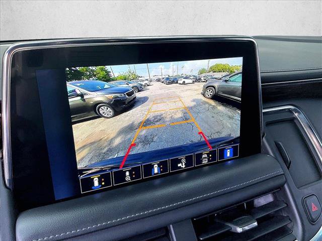 Used 2022 Chevrolet Suburban LT w/ Luxury Package AWD/4WD image 23