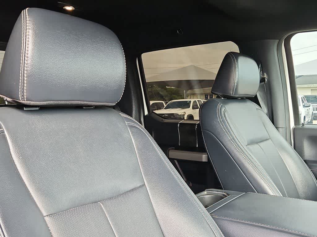 Used 2022 Ford F250 Lariat w/ Black Appearance Package AWD/4WD image 18