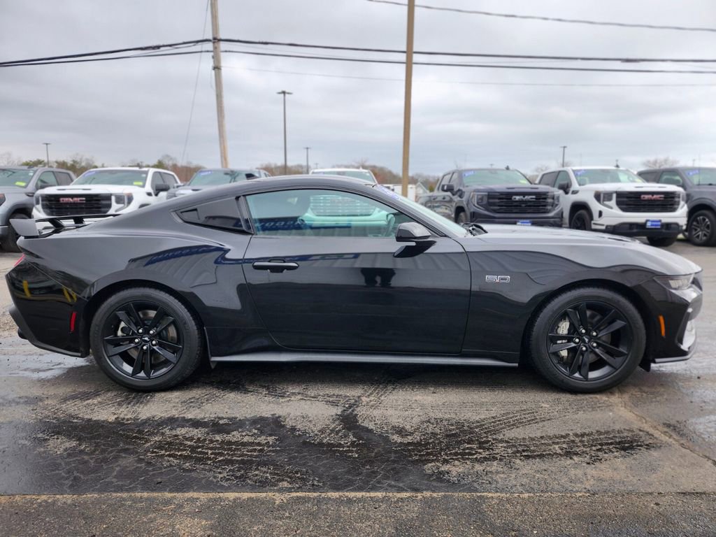 Used 2024 Ford Mustang GT RWD image 6