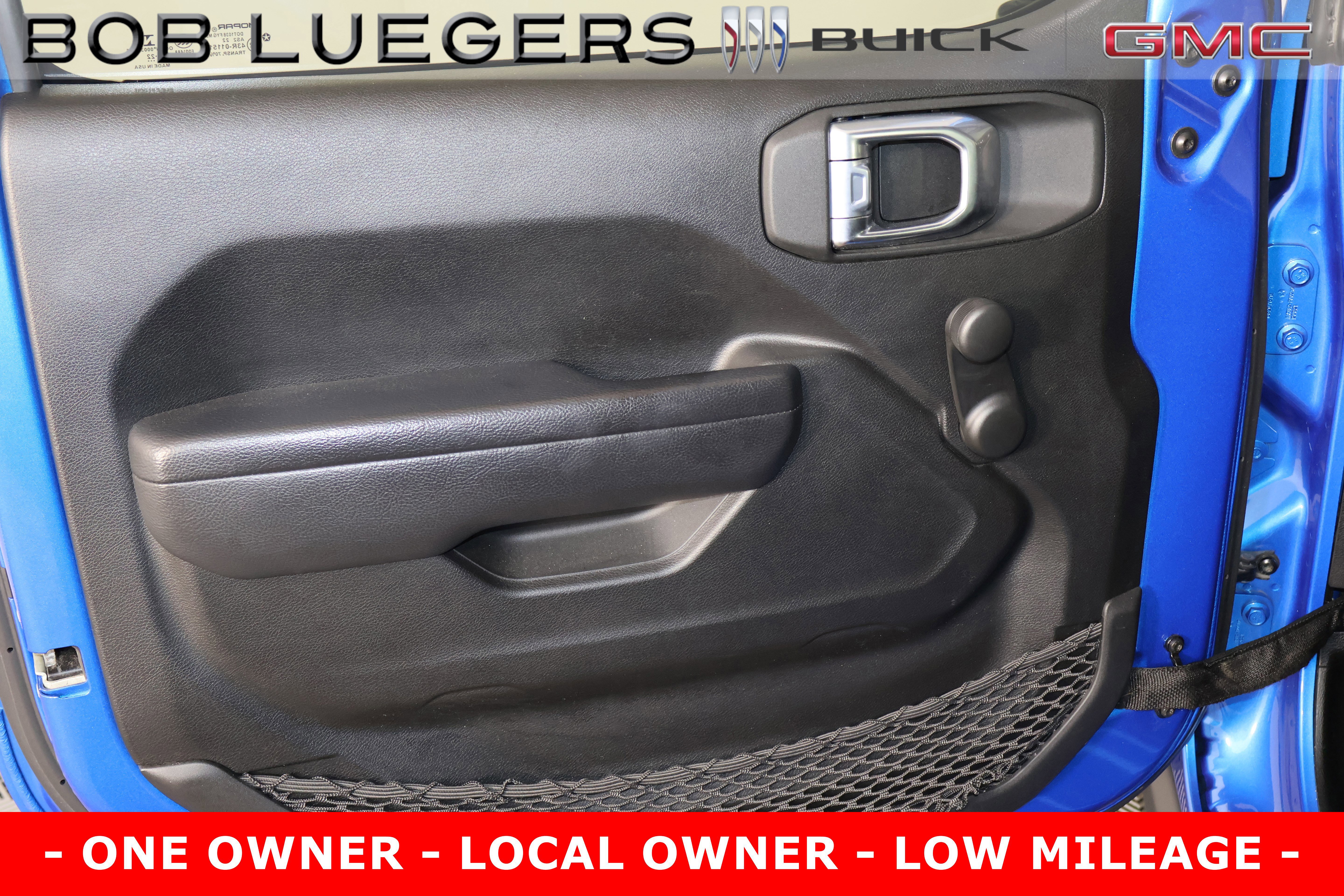 Used 2022 Jeep Wrangler Sport image 7