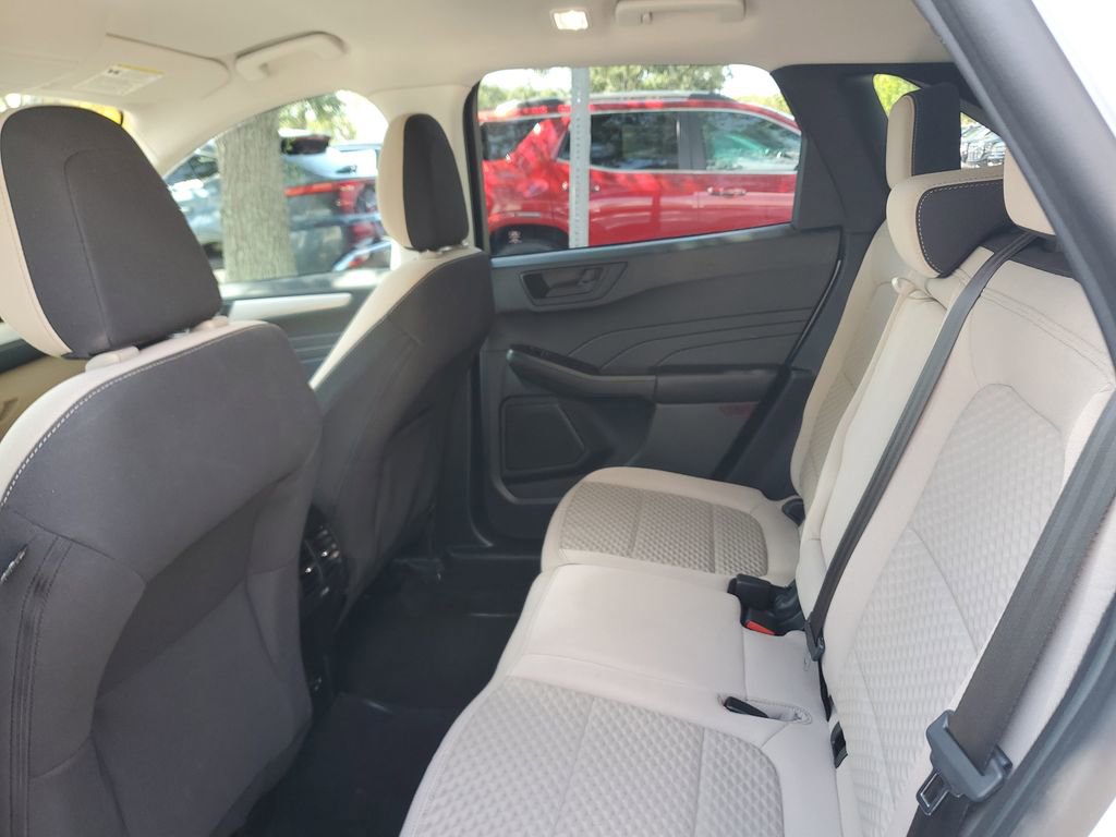 Used 2022 Ford Escape SE w/ Convenience Package FWD image 14