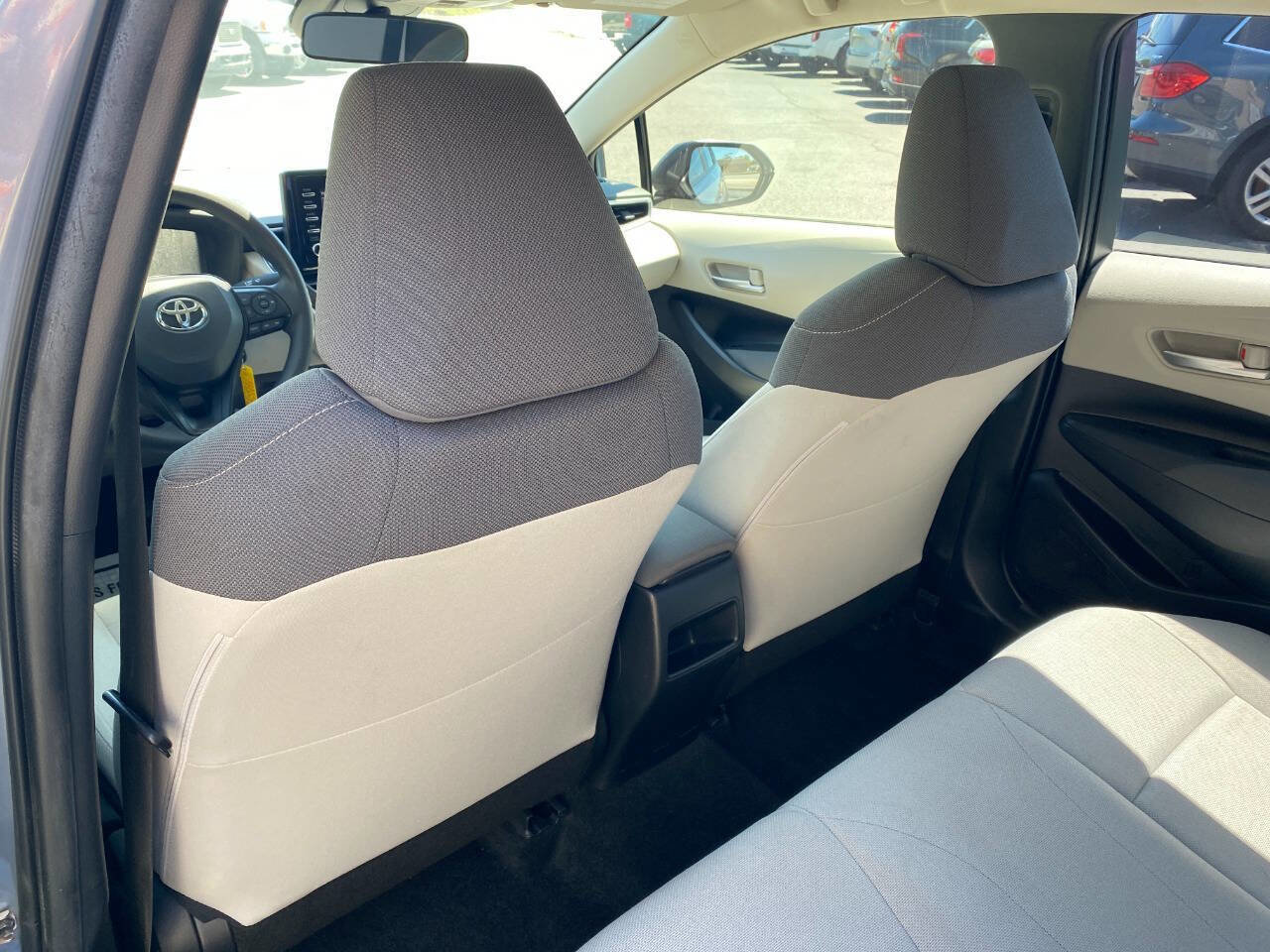 Used 2020 Toyota Corolla L FWD image 21