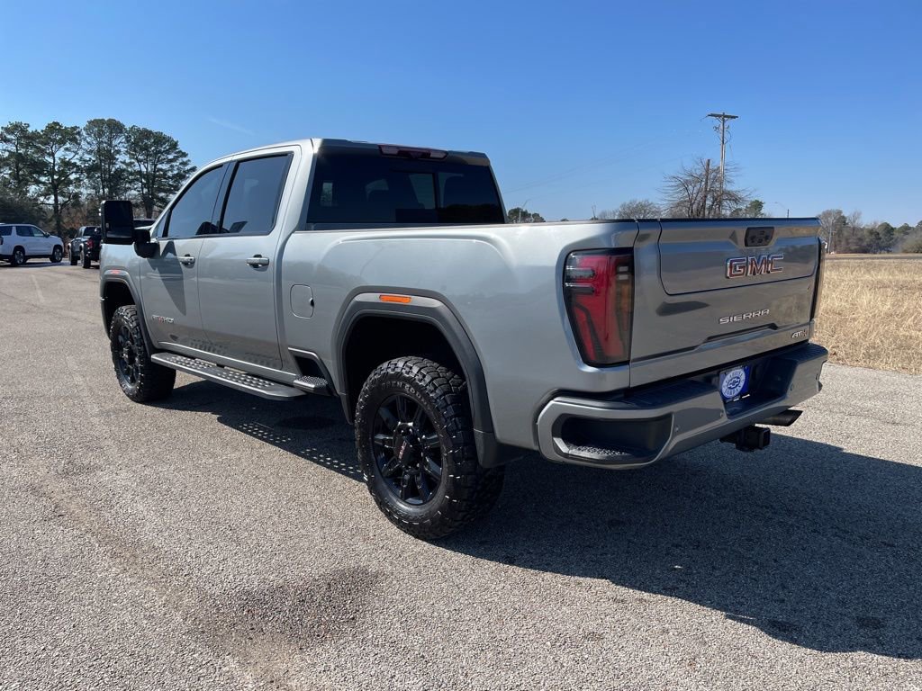 Used 2024 GMC Sierra 2500 AT4 w/ AT4 Premium Plus Package image 3