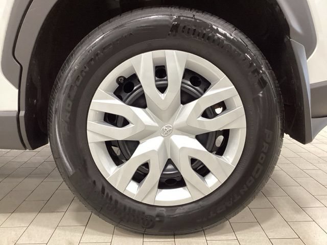 Used 2023 Toyota Corolla Cross L AWD/4WD image 22