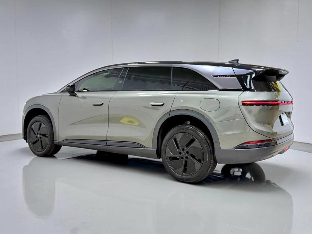 Used 2026 Lucid Gravity Grand Touring AWD/4WD image 27