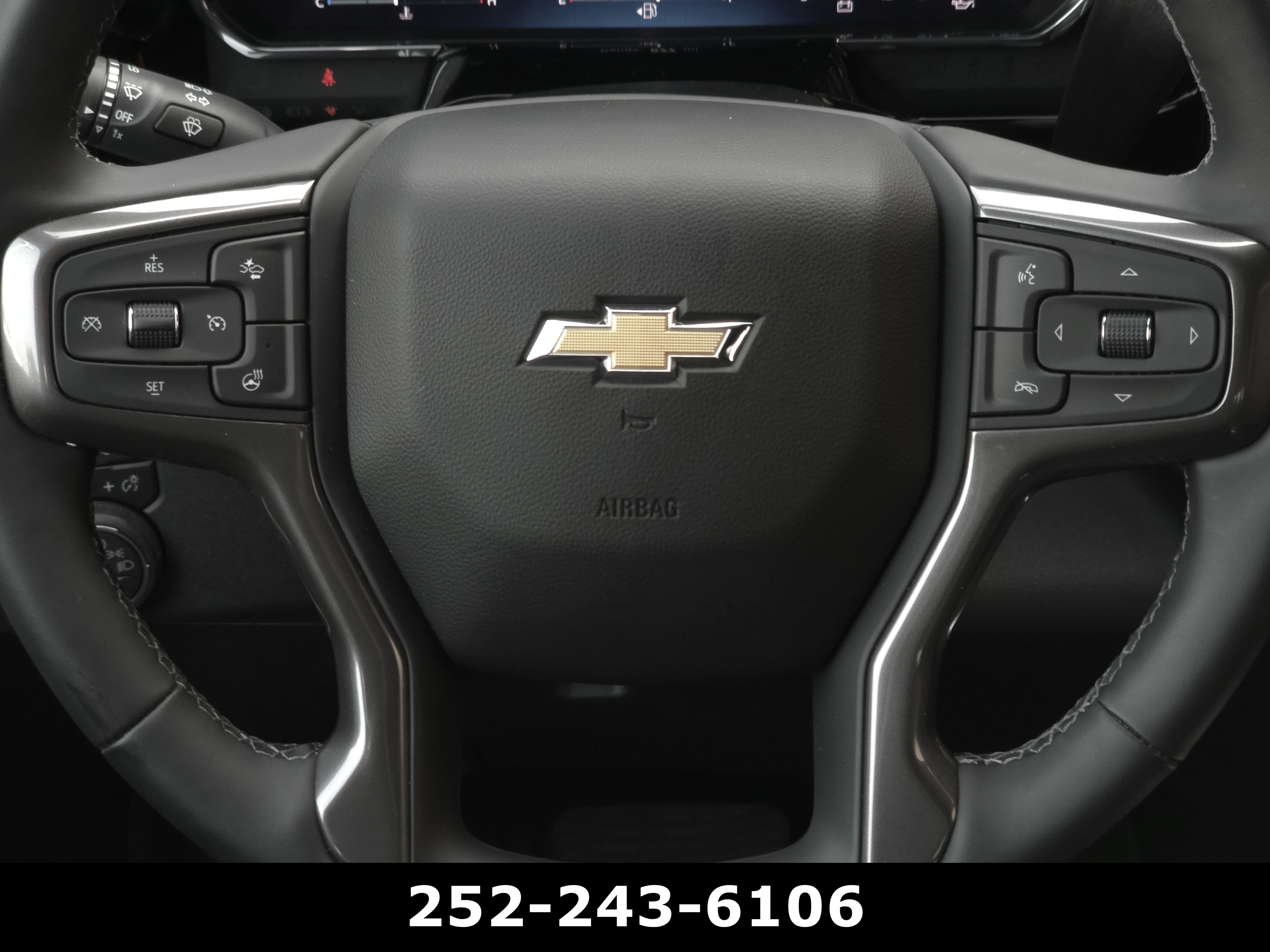Used 2026 Chevrolet Silverado 2500 High Country w/ High Country Premium Package AWD/4WD image 25