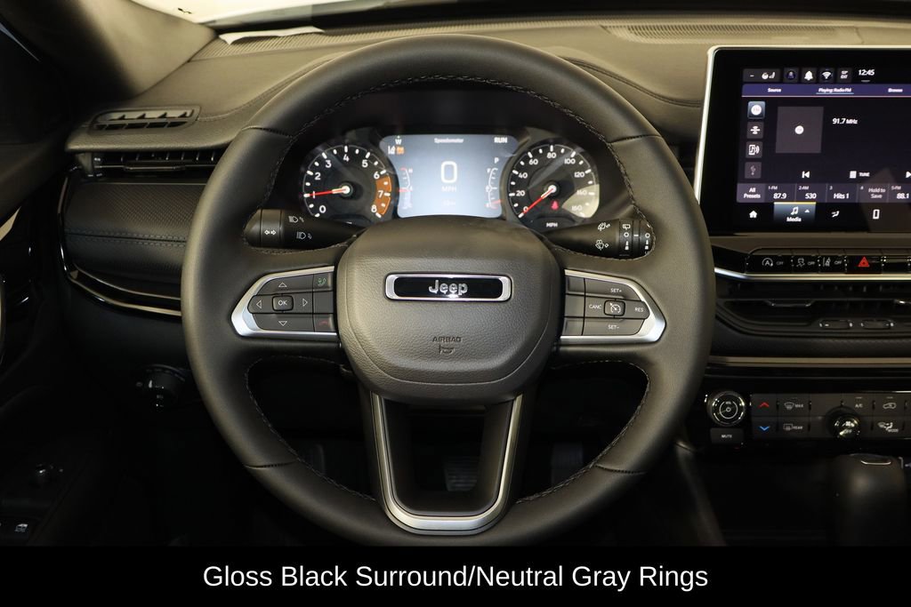 New 2026 Jeep Compass Latitude image 7