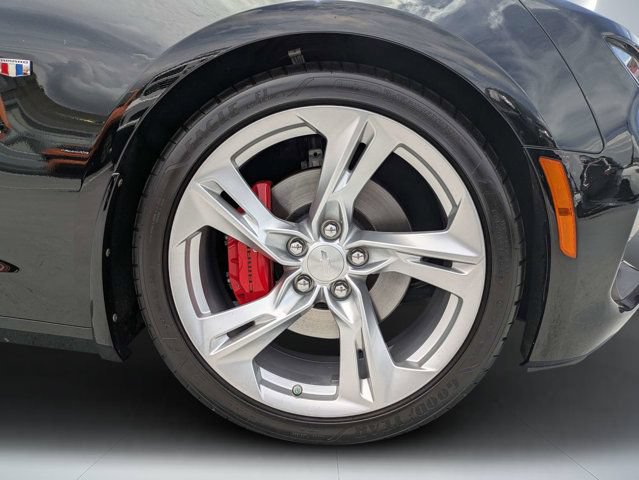 Used 2024 Chevrolet Camaro SS RWD image 10