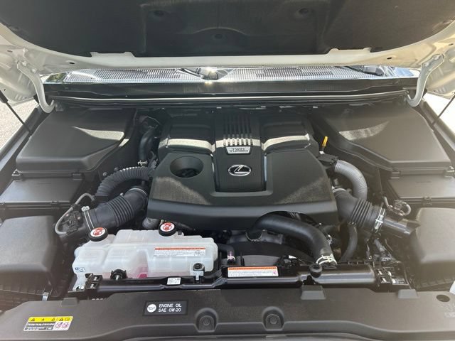 Certified 2025 Lexus GX 550 w/ Accessory Package (CT) AWD/4WD image 9