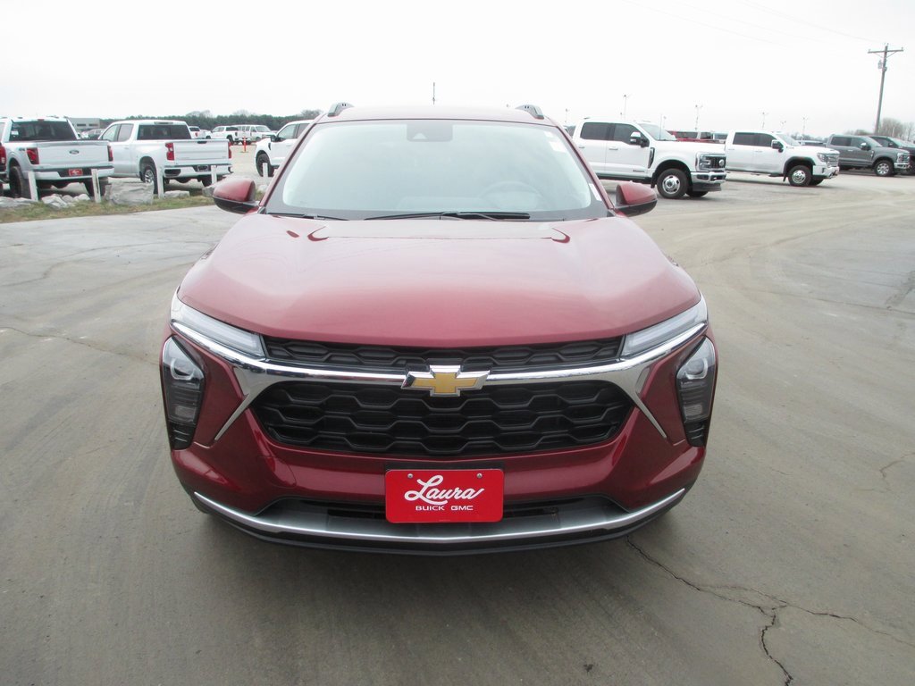 Certified 2025 Chevrolet Trax LT image 11