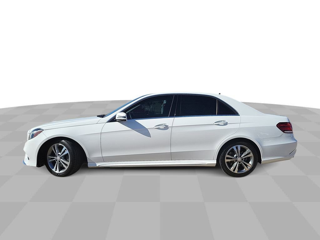 Used 2014 Mercedes-Benz E 250 BlueTEC Sedan image 5