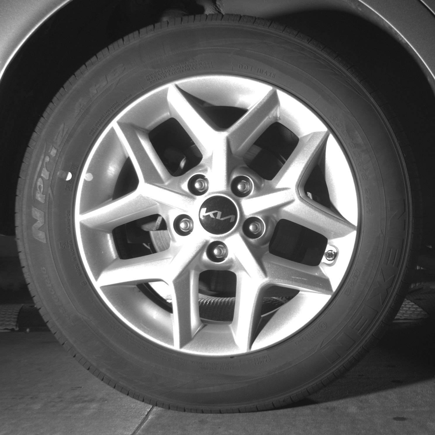 Used 2025 Kia Soul LX w/ LX Technology Package FWD image 15