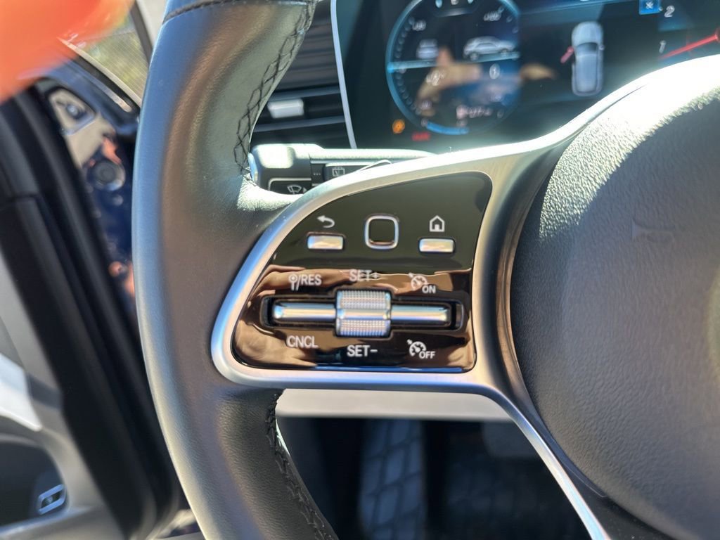 Used 2022 Mercedes-Benz GLE 350 4MATIC image 29