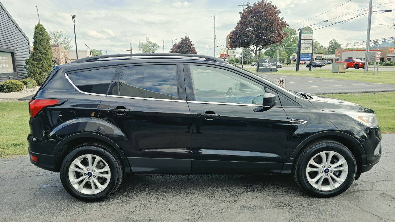 Used 2019 Ford Escape SEL AWD/4WD image 8