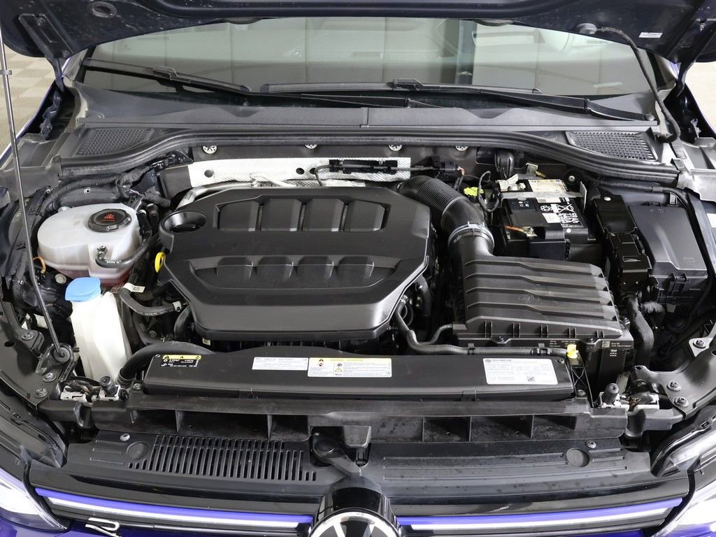 Used 2024 Volkswagen Golf R AWD/4WD image 24