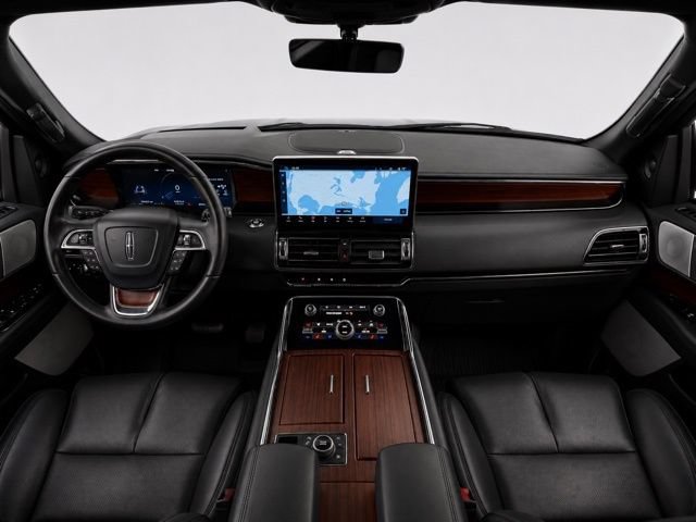 Used 2022 Lincoln Navigator L Reserve AWD/4WD image 24