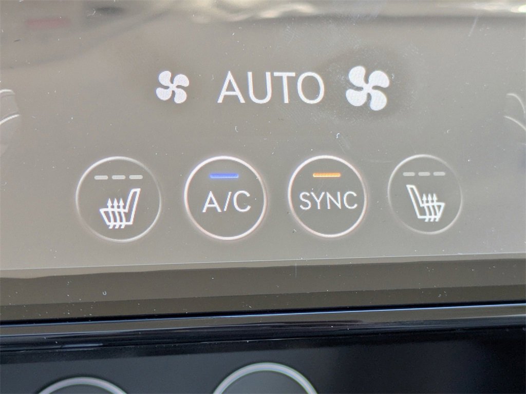 New 2026 Genesis G70 2.5T image 22