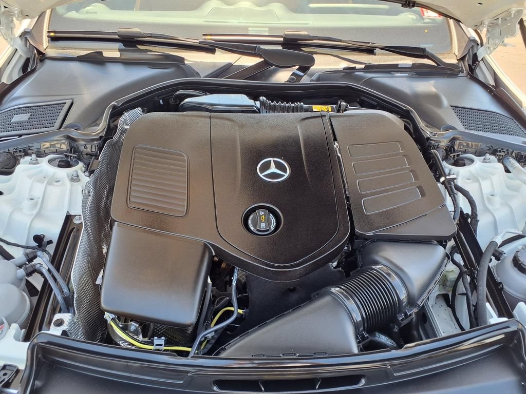 Used 2024 Mercedes-Benz C 300 Sedan image 17
