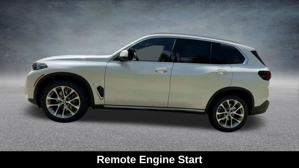 Used 2024 BMW X5 xDrive40i w/ Premium Package image 14