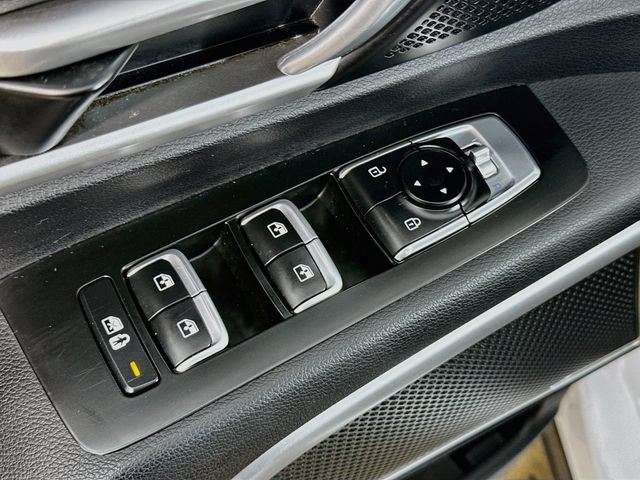 Used 2021 Kia Telluride LX AWD/4WD image 16