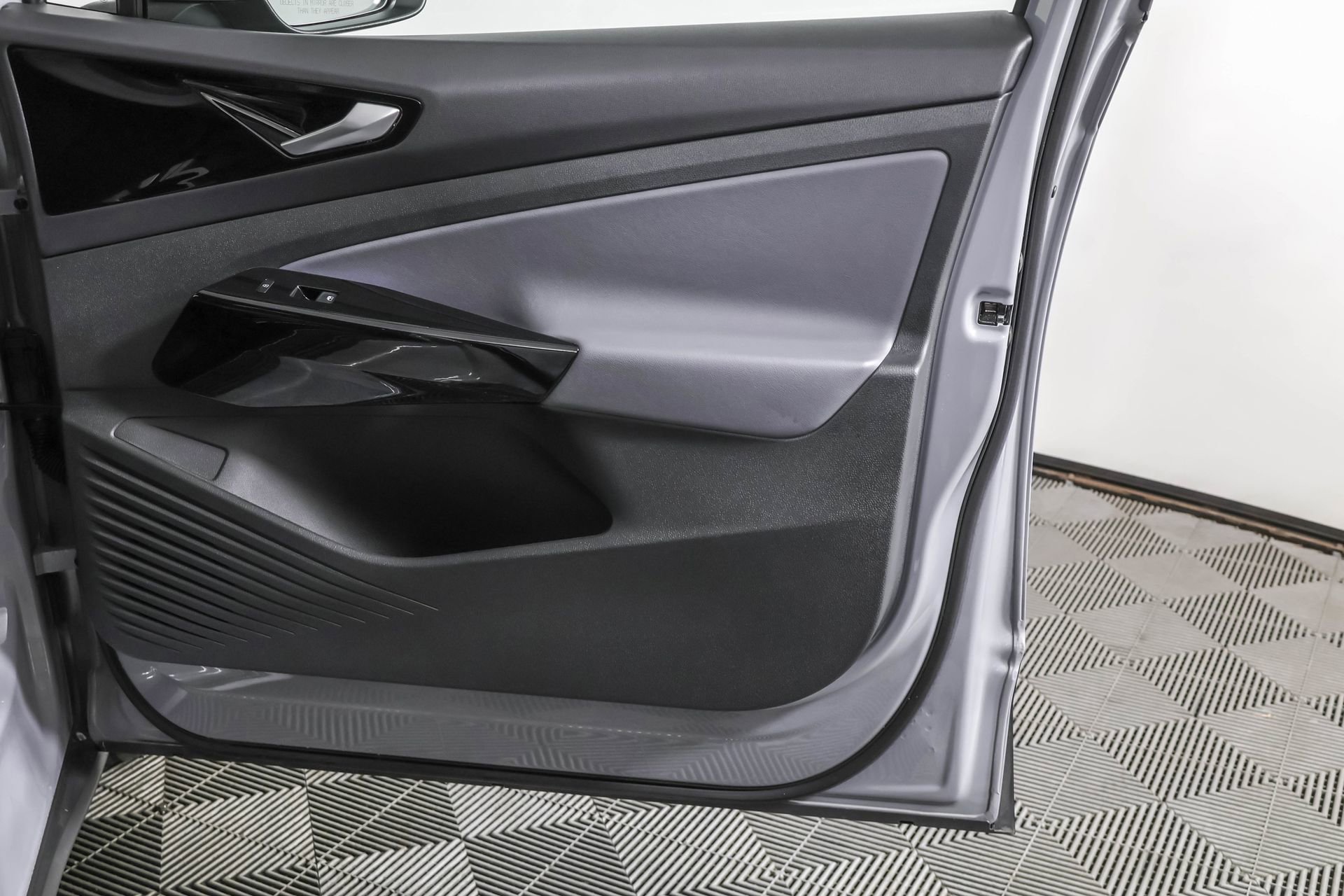 Used 2022 Volkswagen ID.4 Pro image 46