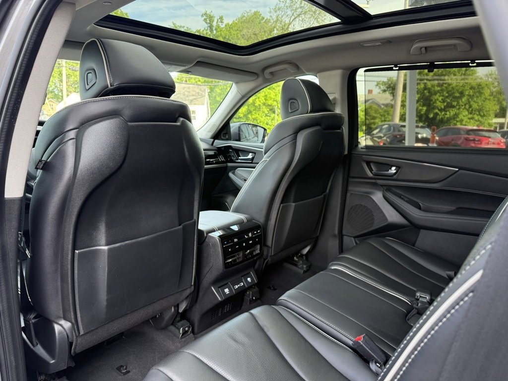Used 2022 Acura MDX SH-AWD w/ Advance Package image 17
