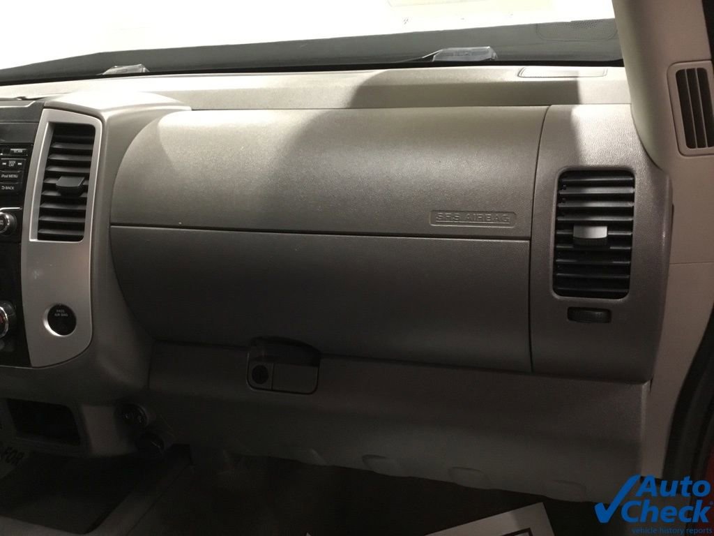 Used 2017 Nissan Frontier SV image 44