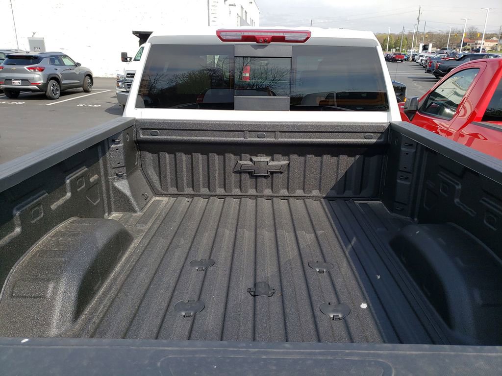 New 2026 Chevrolet Silverado 2500 ZR2 w/ LPO, Dark Essentials Package image 5