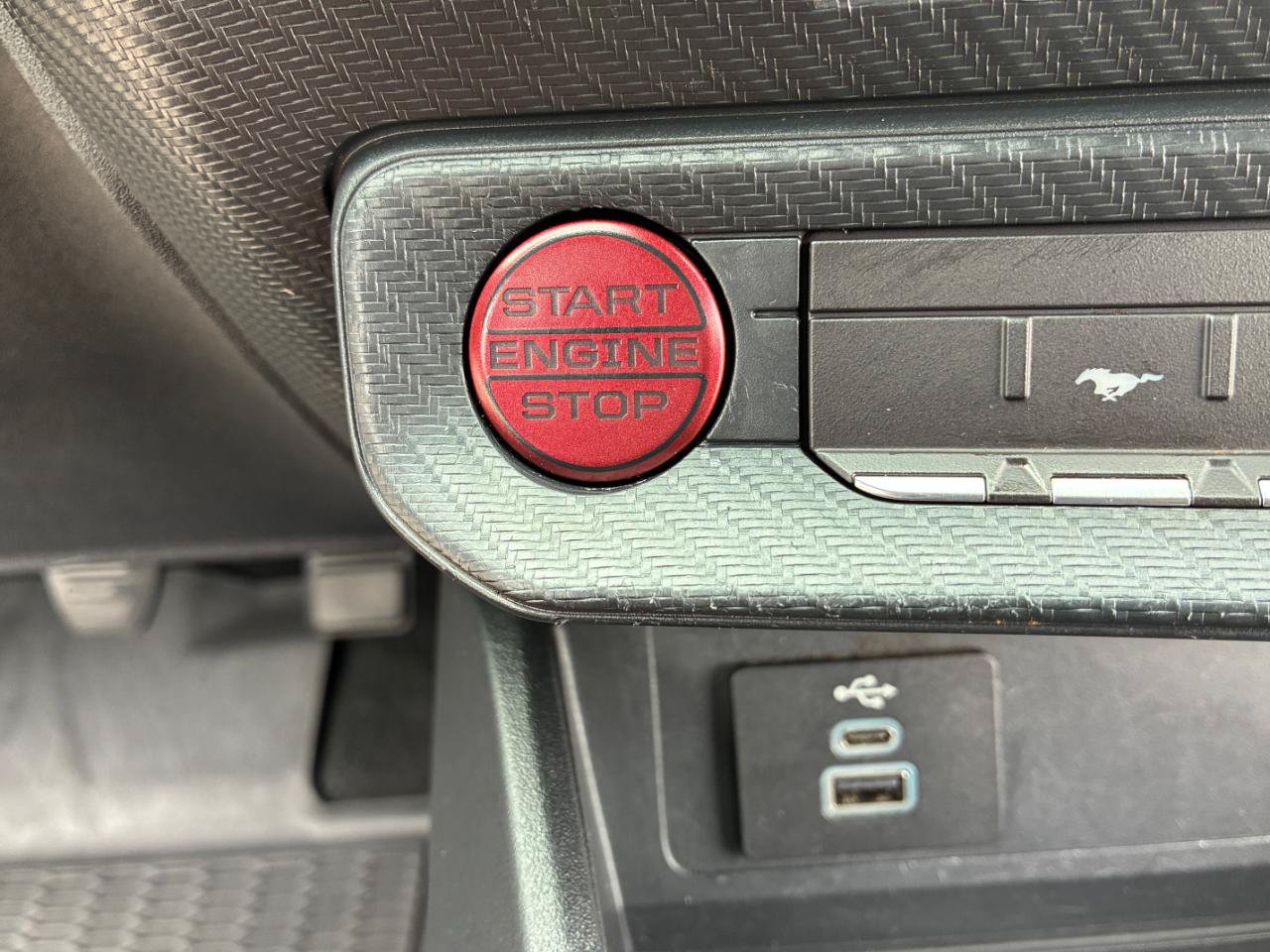 Used 2024 Ford Mustang GT RWD image 25