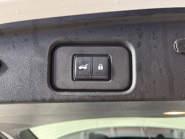 Used 2024 Nissan Pathfinder SL image 53