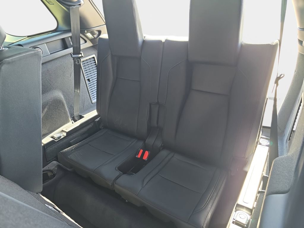 New 2026 Land Rover Discovery Sport Landmark image 12