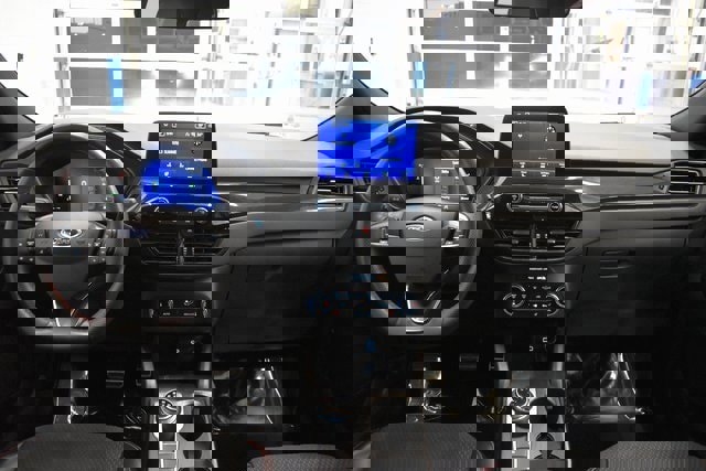 Used 2023 Ford Escape ST-Line image 5