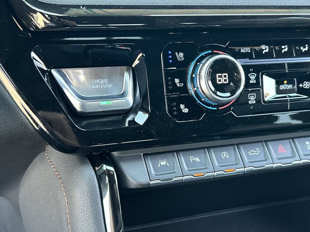New 2026 GMC Sierra 1500 AT4 w/ Technology Package AWD/4WD image 17