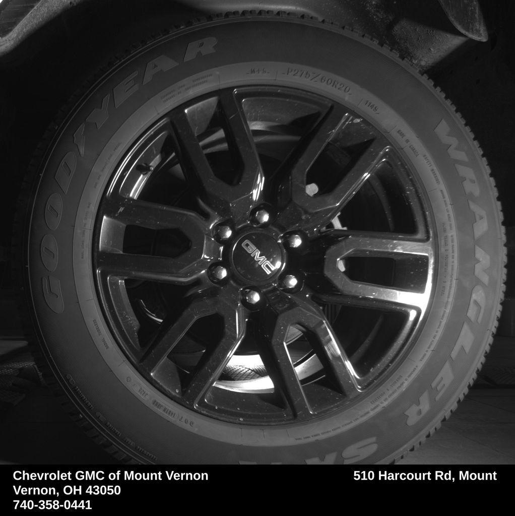 Used 2022 GMC Sierra 1500 Elevation w/ LPO, Elevation Black Package AWD/4WD image 16
