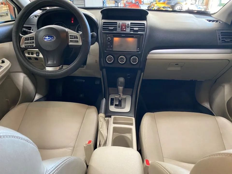 Used 2014 Subaru Crosstrek 2.0i Limited AWD/4WD image 14