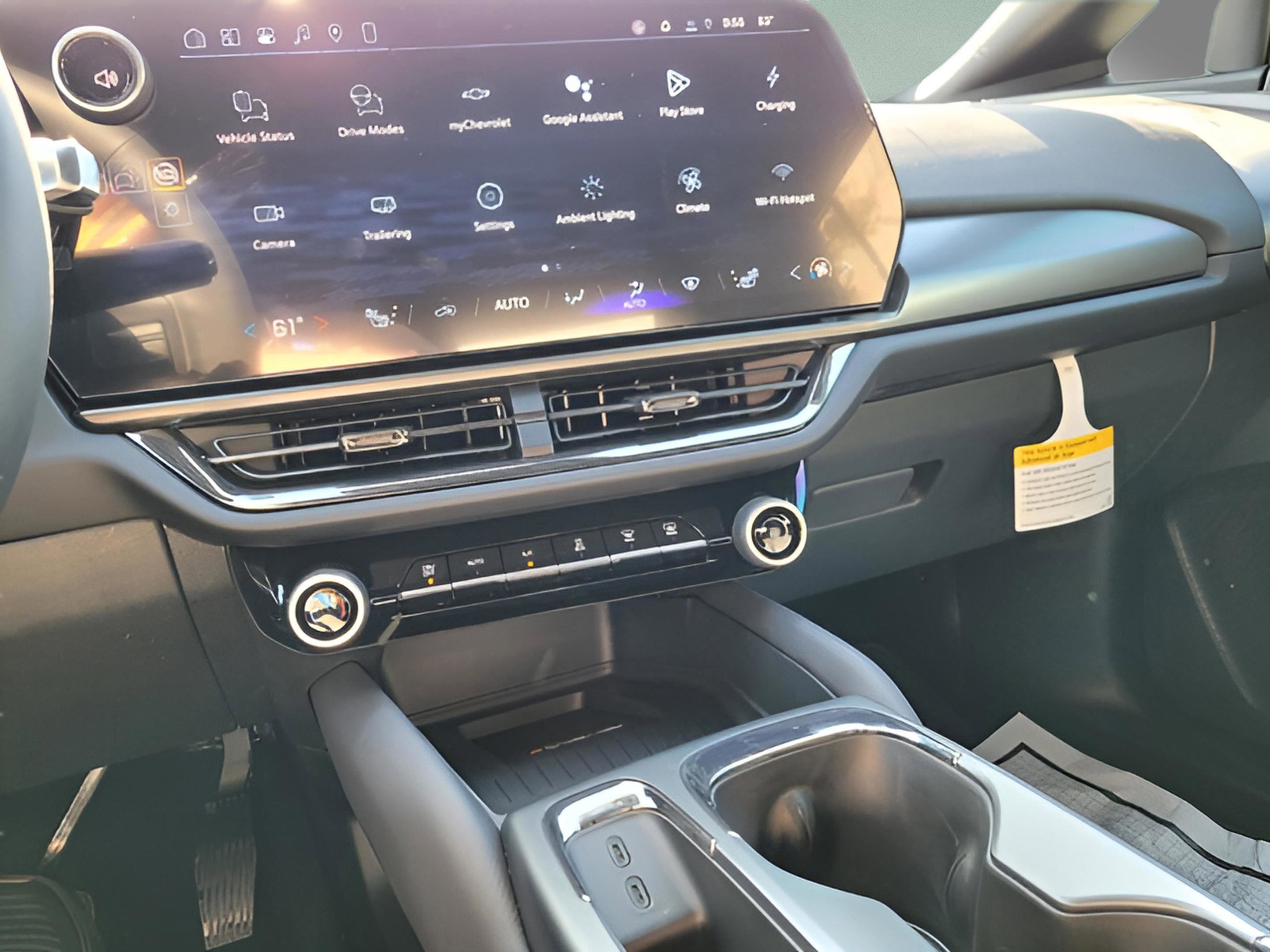 New 2026 Chevrolet Equinox EV RS image 18