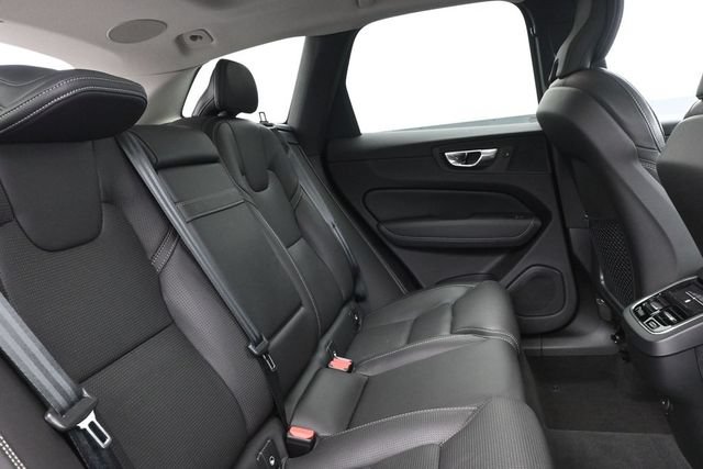 Used 2021 Volvo XC60 T5 Inscription w/ Protection Package Premier FWD image 32