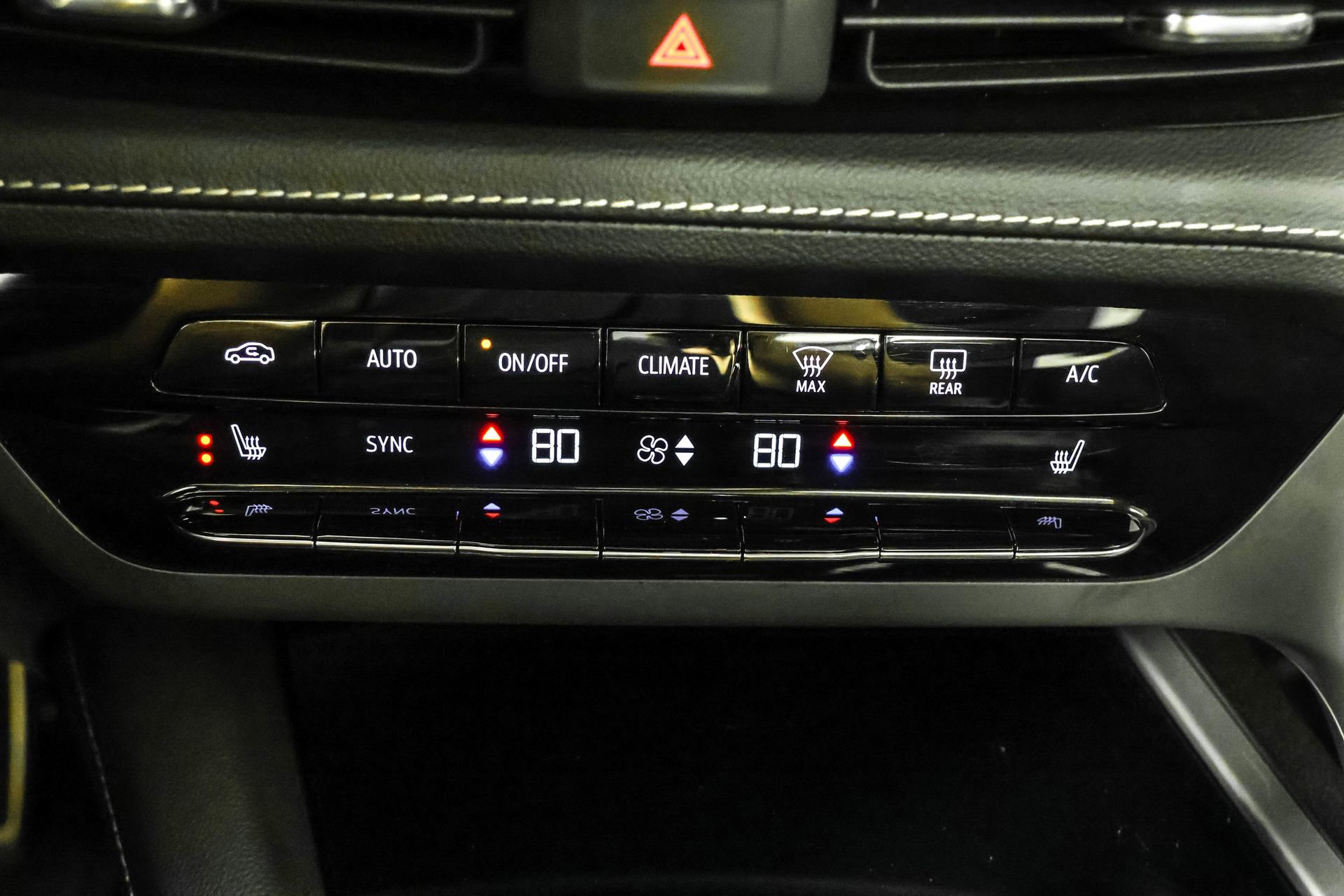 Used 2023 Buick Envision Essence w/ Sport Touring Package image 32