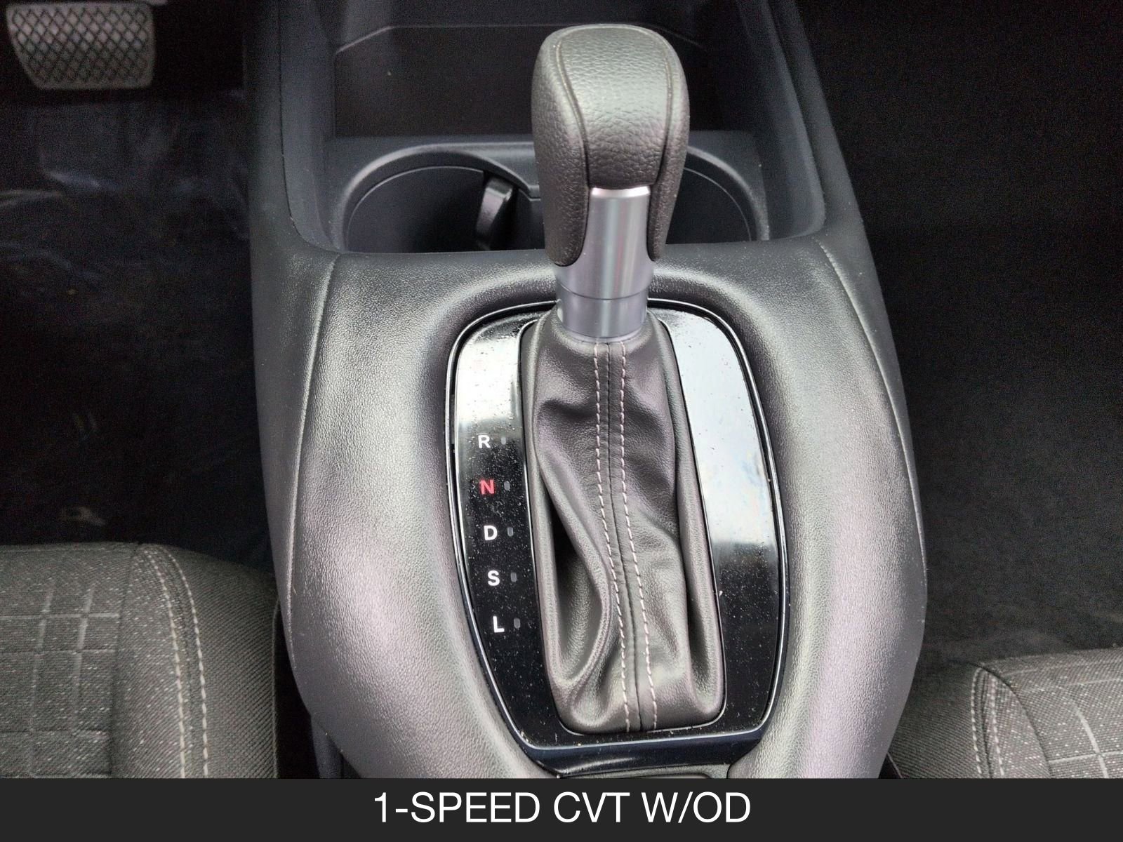 Used 2025 Honda HR-V LX image 17