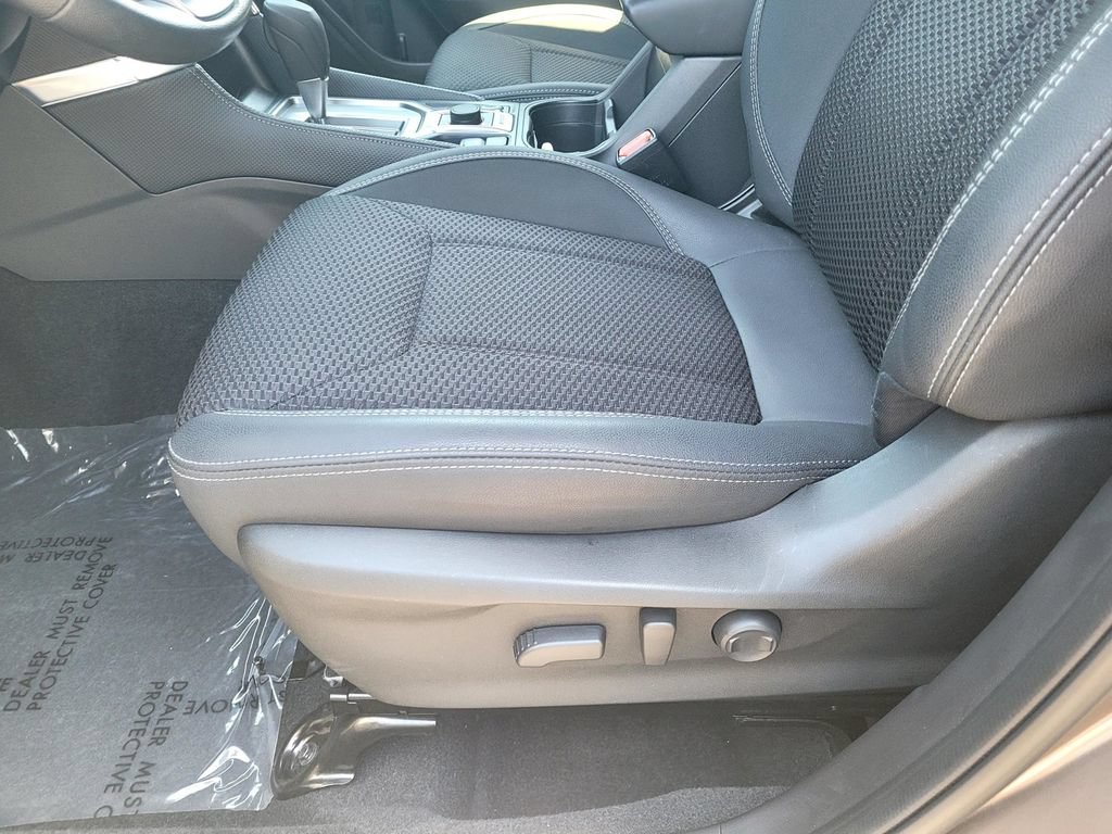 Used 2024 Subaru Forester Premium AWD/4WD image 17