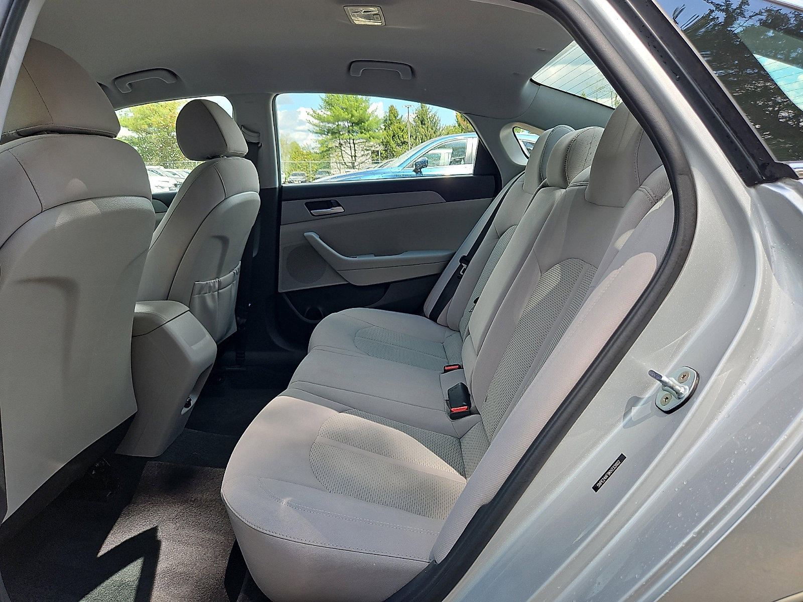 Used 2019 Hyundai Sonata SE FWD image 11