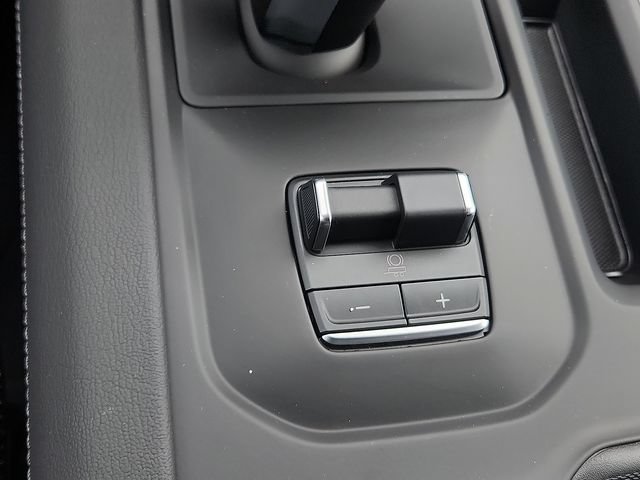 New 2026 GMC Sierra 1500 Denali w/ Technology Package AWD/4WD image 17