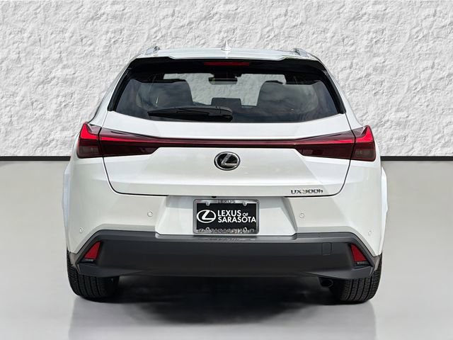 Used 2025 Lexus UX 300h FWD w/ Accessory Package (Z1) image 4