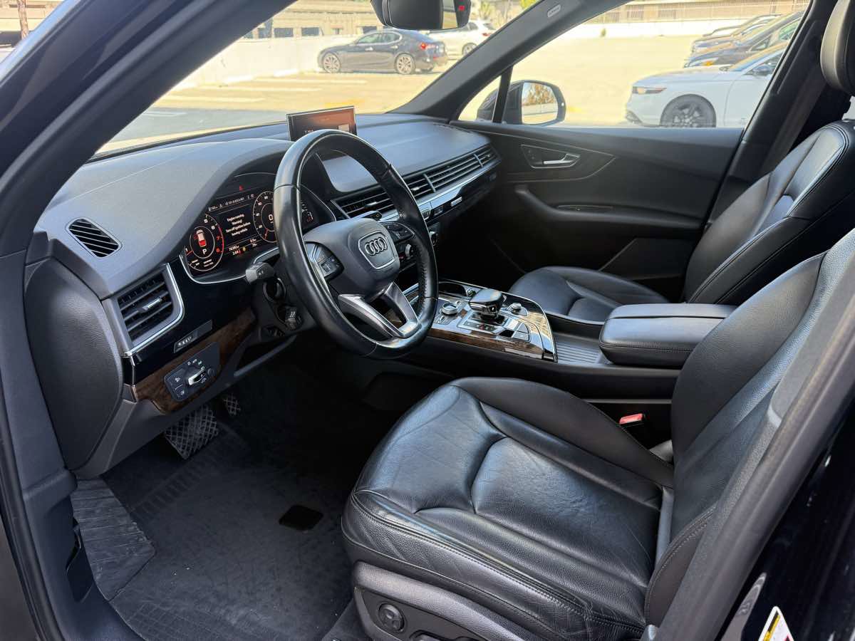 Used 2017 Audi Q7 3.0T Premium Plus AWD/4WD image 14