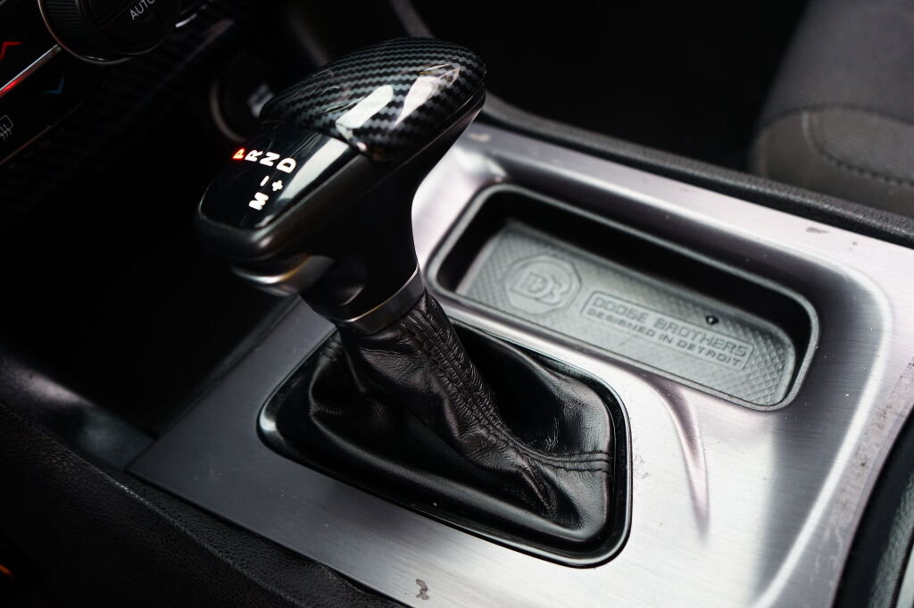 Used 2018 Dodge Charger R/T w/ Blacktop Package image 22