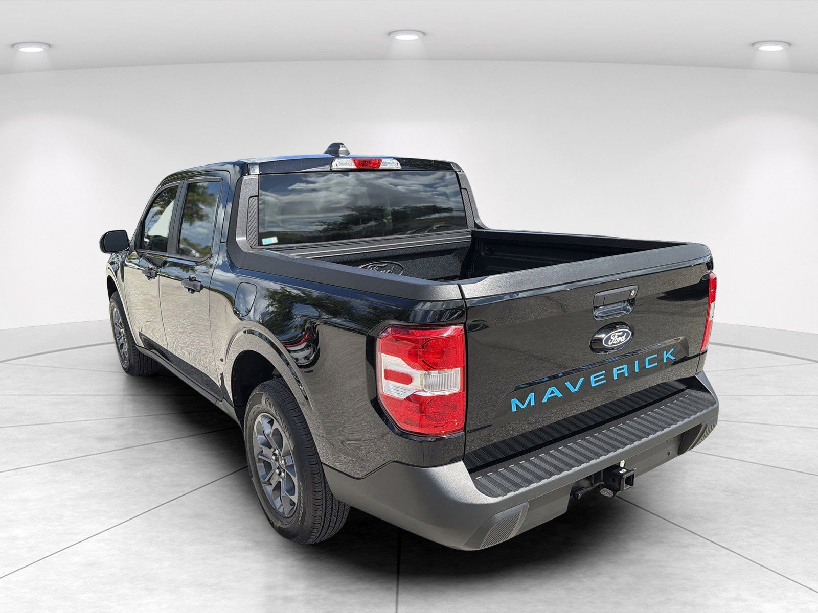Used 2025 Ford Maverick XLT FWD image 7