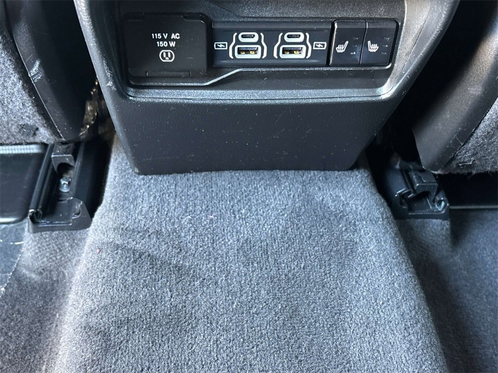 Used 2022 Jeep Grand Cherokee Limited image 11